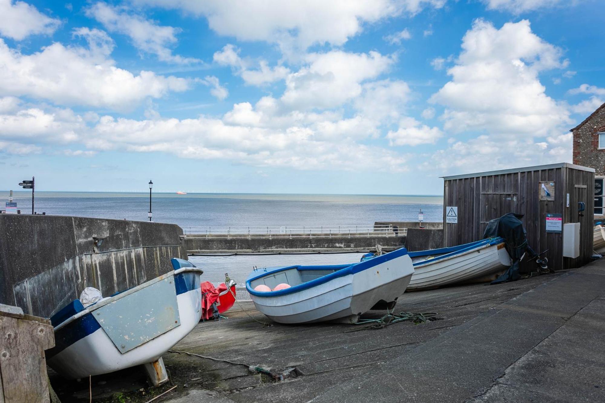 The Crows Nest - Apartment With Great Sea Views- Crabpot Cottages Шерингем Экстерьер фото